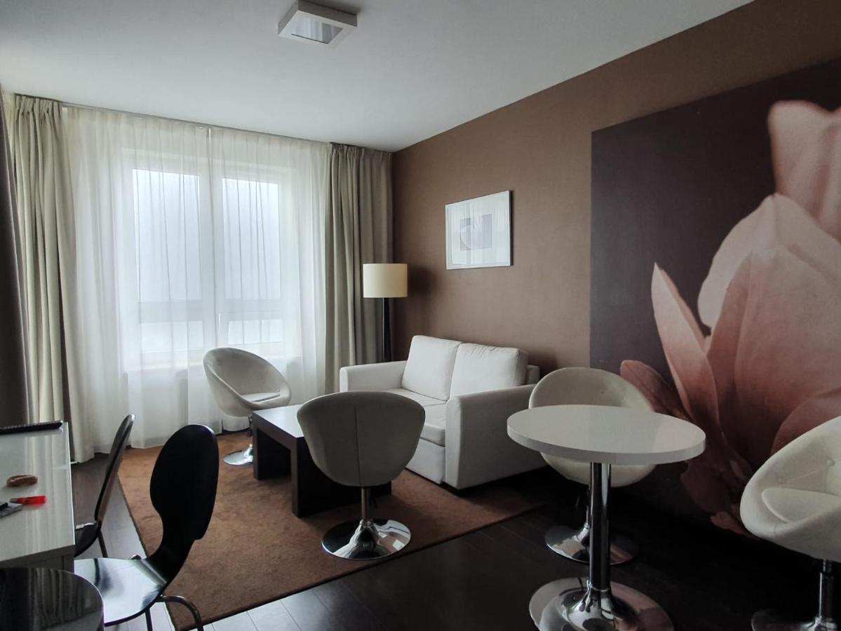 Apartament Prywatny Salon Z Aneksem Kuchennym I Sypialnia W Hotelu Diva كولوبرزيغ المظهر الخارجي الصورة
