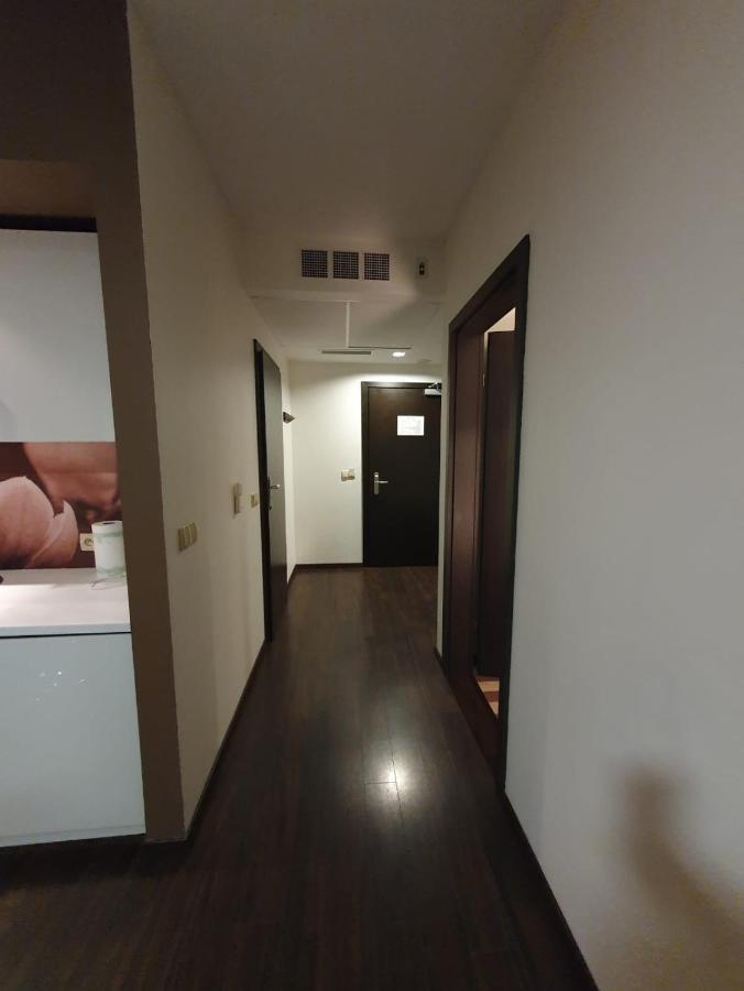 Apartament Prywatny Salon Z Aneksem Kuchennym I Sypialnia W Hotelu Diva كولوبرزيغ المظهر الخارجي الصورة