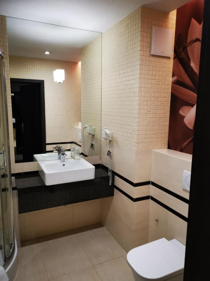 Apartament Prywatny Salon Z Aneksem Kuchennym I Sypialnia W Hotelu Diva كولوبرزيغ المظهر الخارجي الصورة