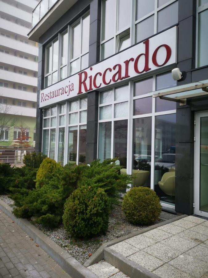 Apartament Prywatny Salon Z Aneksem Kuchennym I Sypialnia W Hotelu Diva كولوبرزيغ المظهر الخارجي الصورة